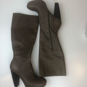 Vic Matie NEW heel gorgeous platform 4” heel boot